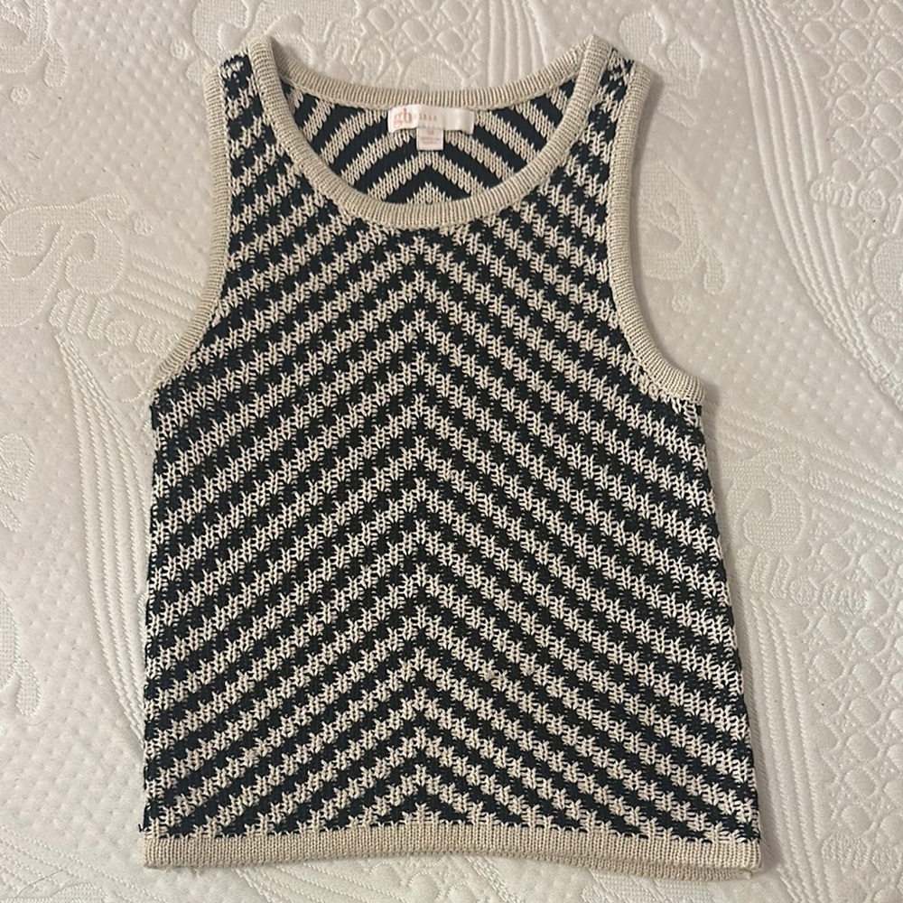 Black and White Chevron Knit Tank Top